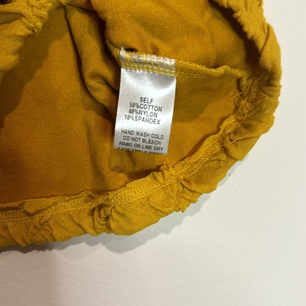 Cropped top - Picture 4 of 4